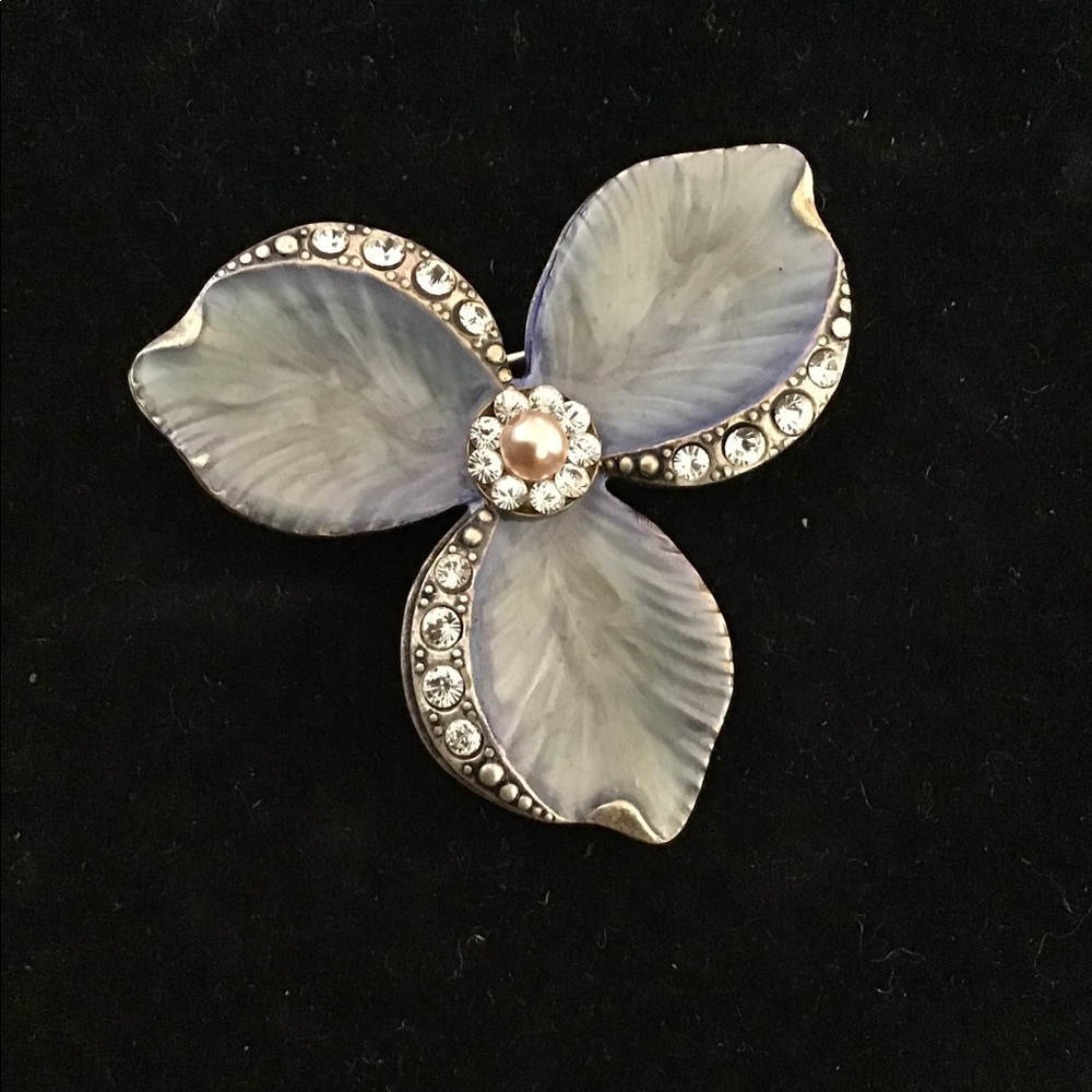 Beautiful Floral Brooch w/Pearl & Gemstones